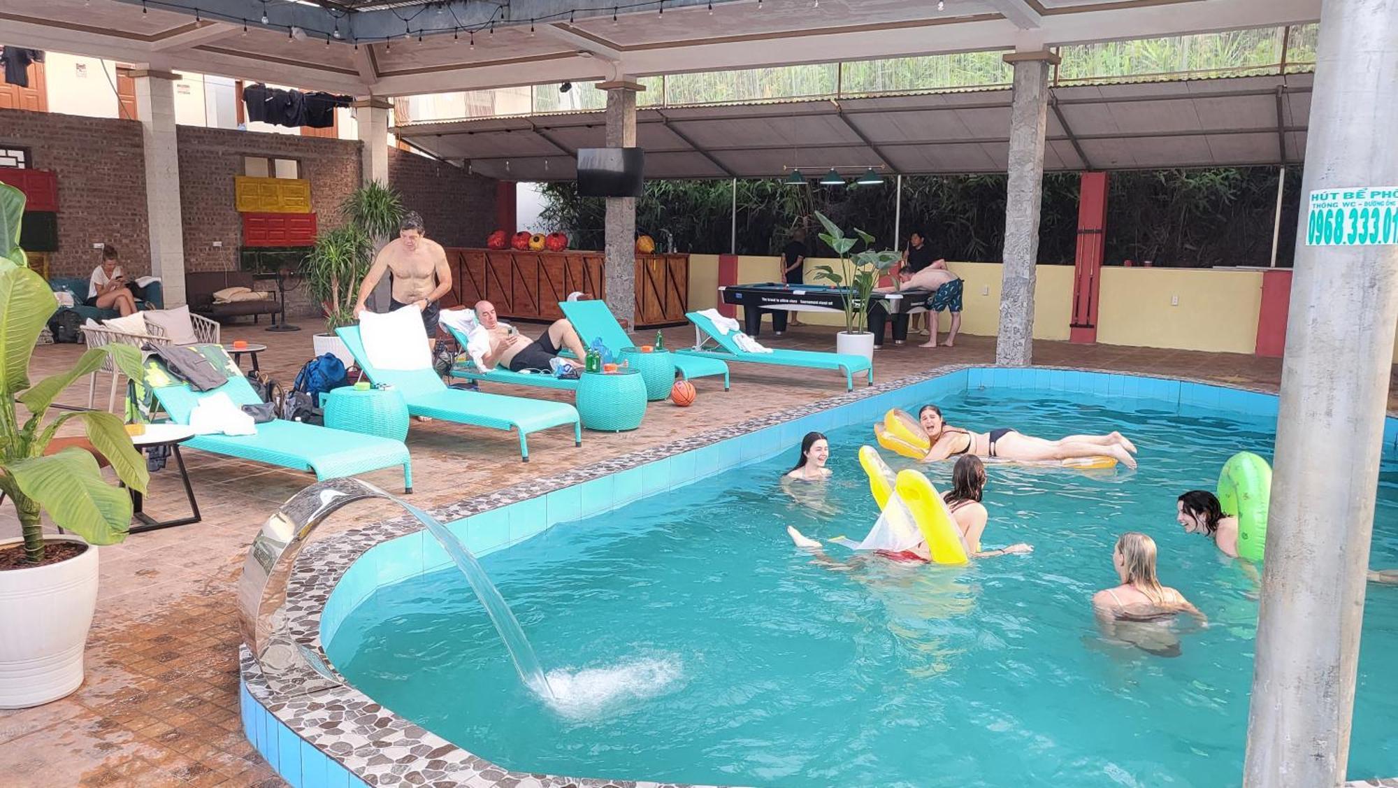 Ha Giang Lotus Hostel Motorbikes Tours المظهر الخارجي الصورة