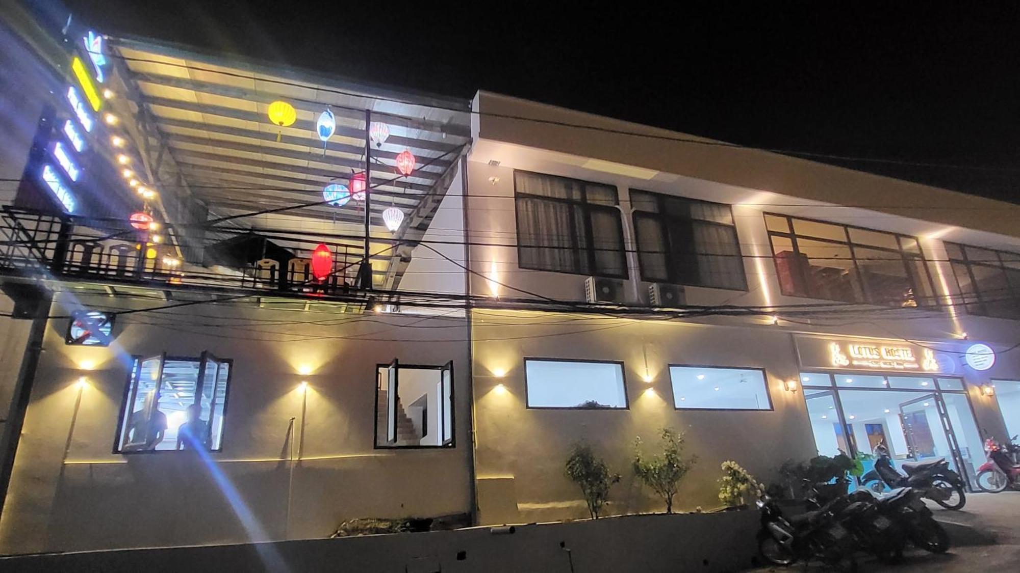 Ha Giang Lotus Hostel Motorbikes Tours المظهر الخارجي الصورة