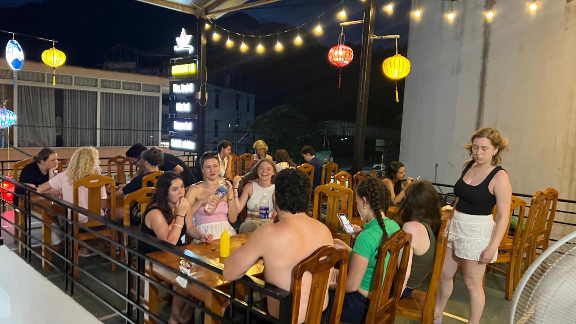 Ha Giang Lotus Hostel Motorbikes Tours المظهر الخارجي الصورة