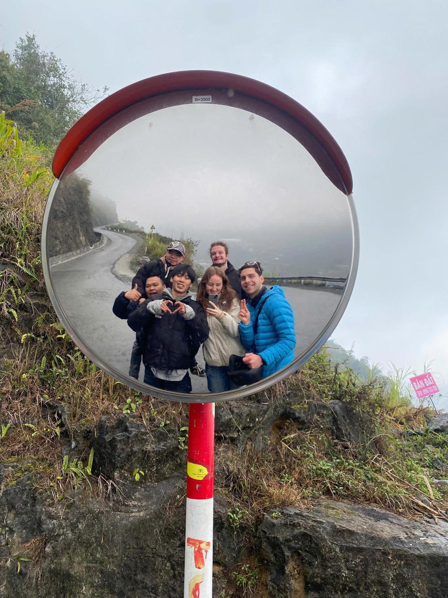 Ha Giang Lotus Hostel Motorbikes Tours المظهر الخارجي الصورة